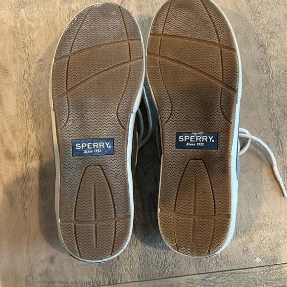 Sperry topsiders brown canvas, size 10.  Very minimal wear. - Picture 4 of 6